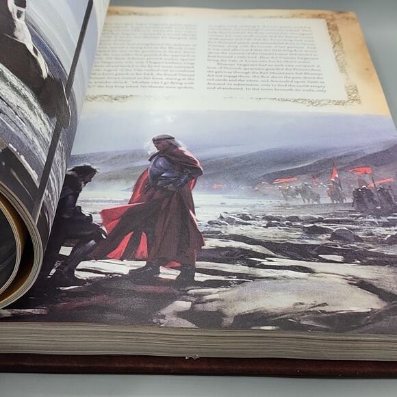 The World of Ice & Fire: The Untold History of Westeros & the Game of Thrones HC - Picture 13 of 16